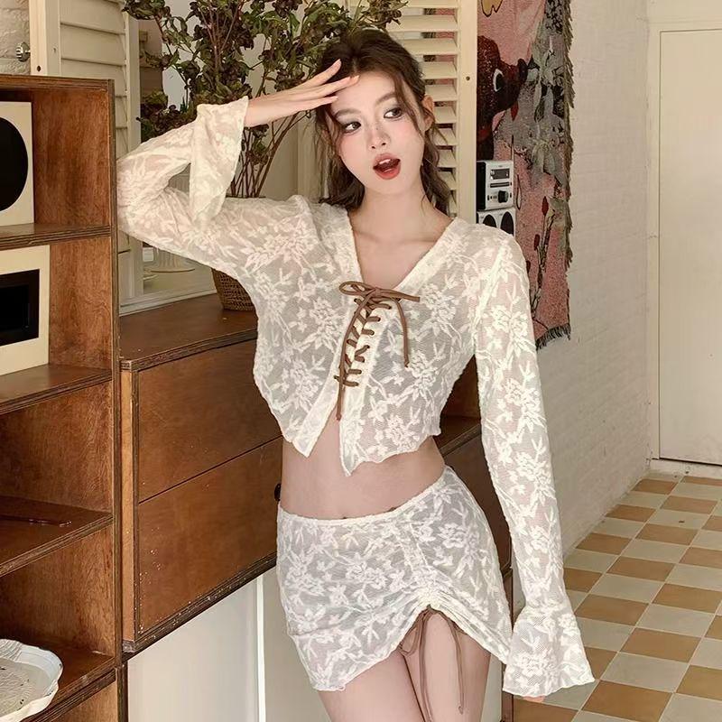 Sweet Fairy Lace Cutout Long Sleeve Swimsuit Set - Women s Hot Spring Swimwear One Size for Wholesale (70-115 jin)
Sweet Fairy Lace Cutout Long Sleeve Swimsuit Set - Women s Hot Spring Swimwear One Size for Wholesale (70-115 jin)