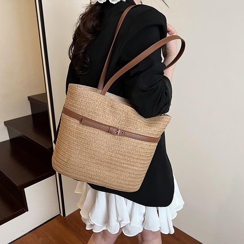 Tote bag women s large capacity 2025 new summer woven straw bag leisure seaside vacation wind beach bag
Tote bag women s large capacity 2025 new summer woven straw bag leisure seaside vacation wind beach bag