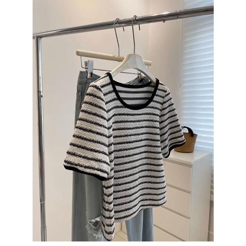 Яскрава смугаста шовкова футболка з коротким рукавом для жінок Літня вільна універсальна струнка модна кофта L білий
Яскрава смугаста шовкова футболка з коротким рукавом для жінок Літня вільна універсальна струнка модна кофта L білий