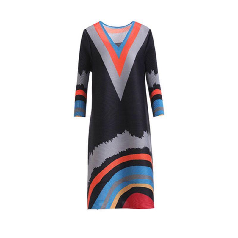 Весенне-летняя мода Элегантное женское платье миди с V-образным вырезом, принтом, свободного кроя, на рукавах три четверти, повседневное, универсальное XXXL чёрный
Весенне-летняя мода Элегантное женское платье миди с V-образным вырезом, принтом, свободного кроя, на рукавах три четверти, повседневное, универсальное XXXL чёрный