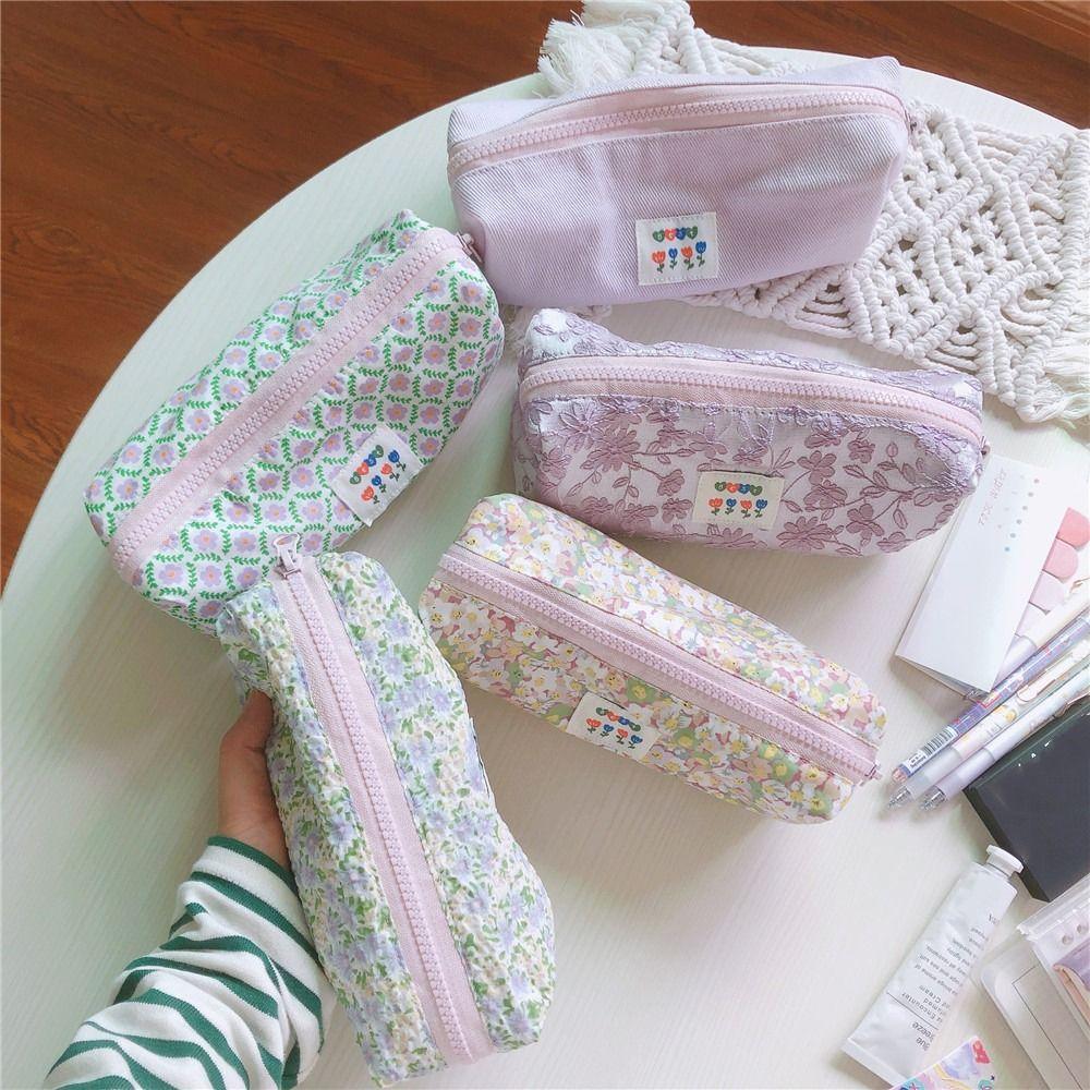 Clutch Storage Bag Pencil Bag Wash Pouch Pencil Case Coin Purse Makeup Bag Flower Cosmetic Bag
Clutch Storage Bag Pencil Bag Wash Pouch Pencil Case Coin Purse Makeup Bag Flower Cosmetic Bag