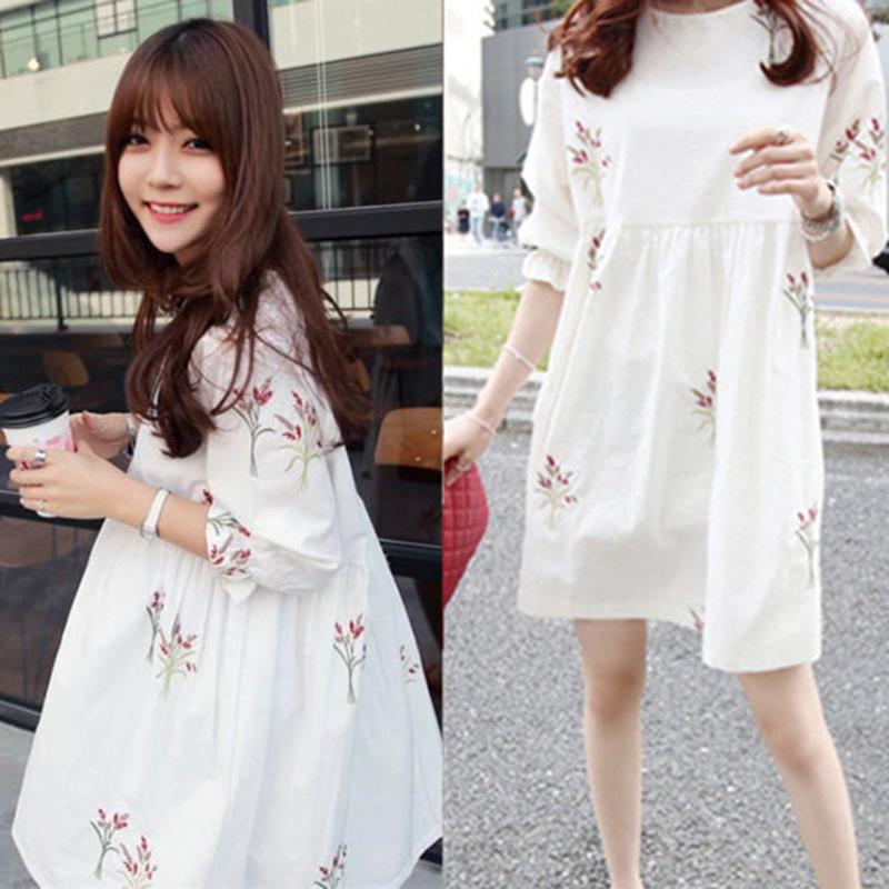Plus Size Korean Style Floral Maternity Dress - Mid-Length 5-Sleeve Loose Fit for Summer L
Plus Size Korean Style Floral Maternity Dress - Mid-Length 5-Sleeve Loose Fit for Summer L