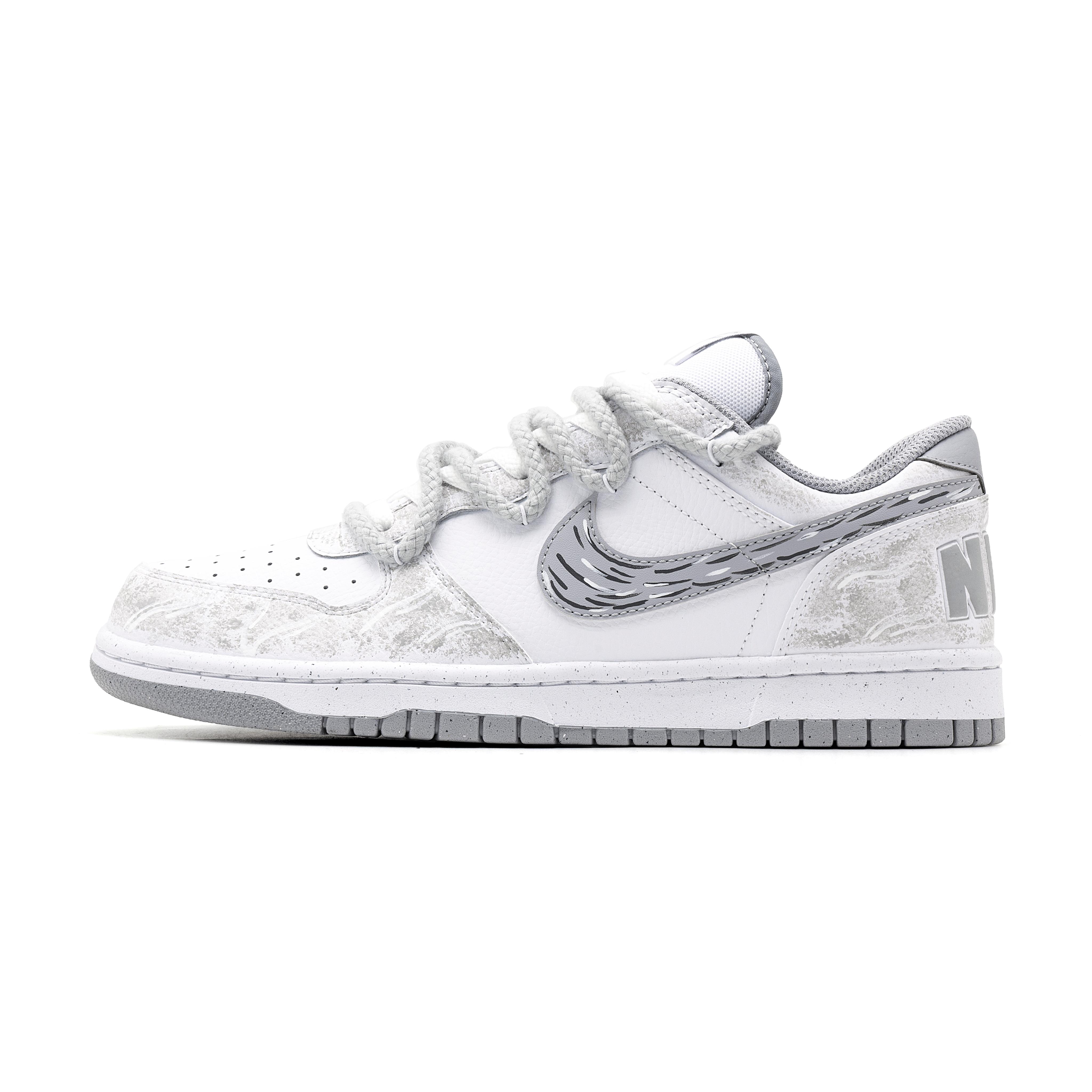 Nike Big Abrasion Resistant Breathable Abrasion Resistant Breathable Low top Skateboard Shoes Men s Smoke Gray 355152-106(Team1577-) 40.5
Nike Big Abrasion Resistant Breathable Abrasion Resistant Breathable Low top Skateboard Shoes Men s Smoke Gray 355152-106(Team1577-) 40.5