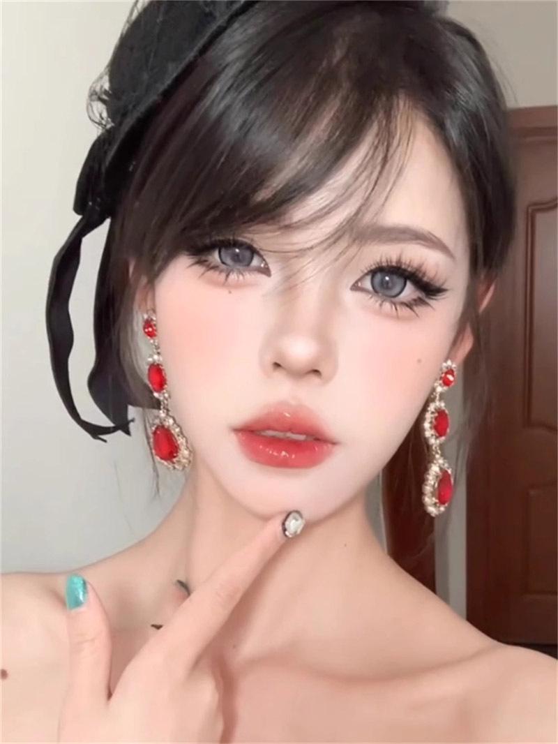 Элегантный рубиновый головной убор-корона с серьгами для невест, принцесс на день рождения и вечерних мероприятий
Элегантный рубиновый головной убор-корона с серьгами для невест, принцесс на день рождения и вечерних мероприятий