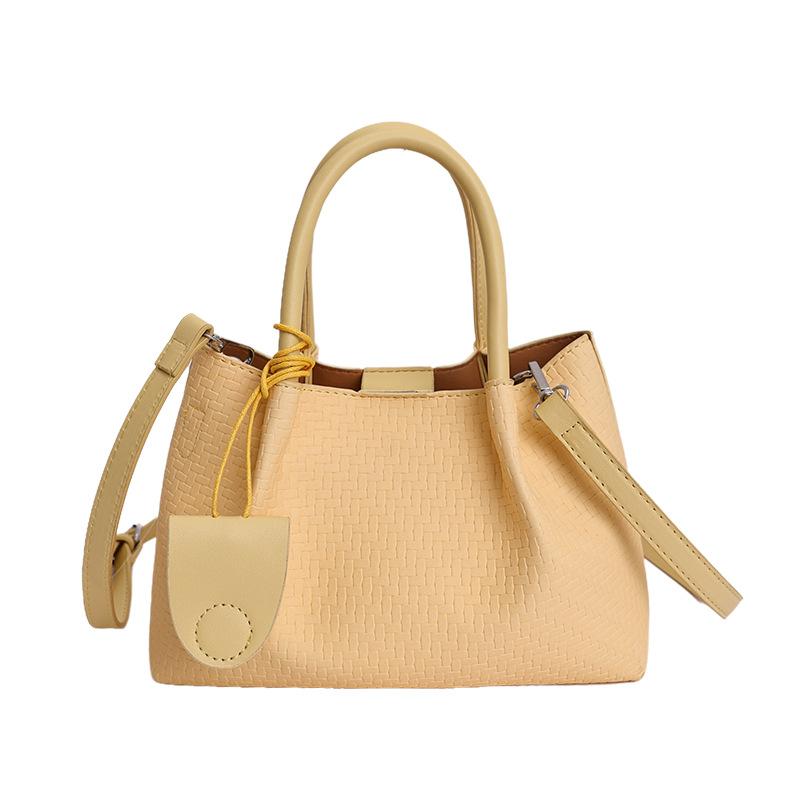 Solid Color Textured Tote Bag with Top Handle and Detachable Strap Stylish Handbag for Daily Fashion Use жовтий
Solid Color Textured Tote Bag with Top Handle and Detachable Strap Stylish Handbag for Daily Fashion Use жовтий