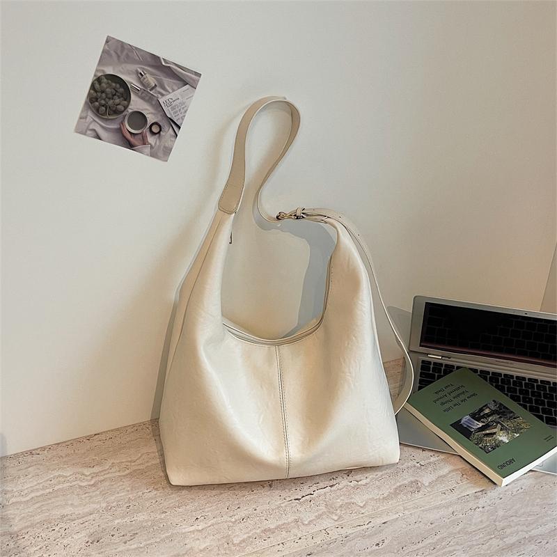 Fashionable Large Tote Bag Women s Shoulder Bag Korean Style Shopping Bag Casual Handbag New Arrival for Ladies бежевый
Fashionable Large Tote Bag Women s Shoulder Bag Korean Style Shopping Bag Casual Handbag New Arrival for Ladies бежевый