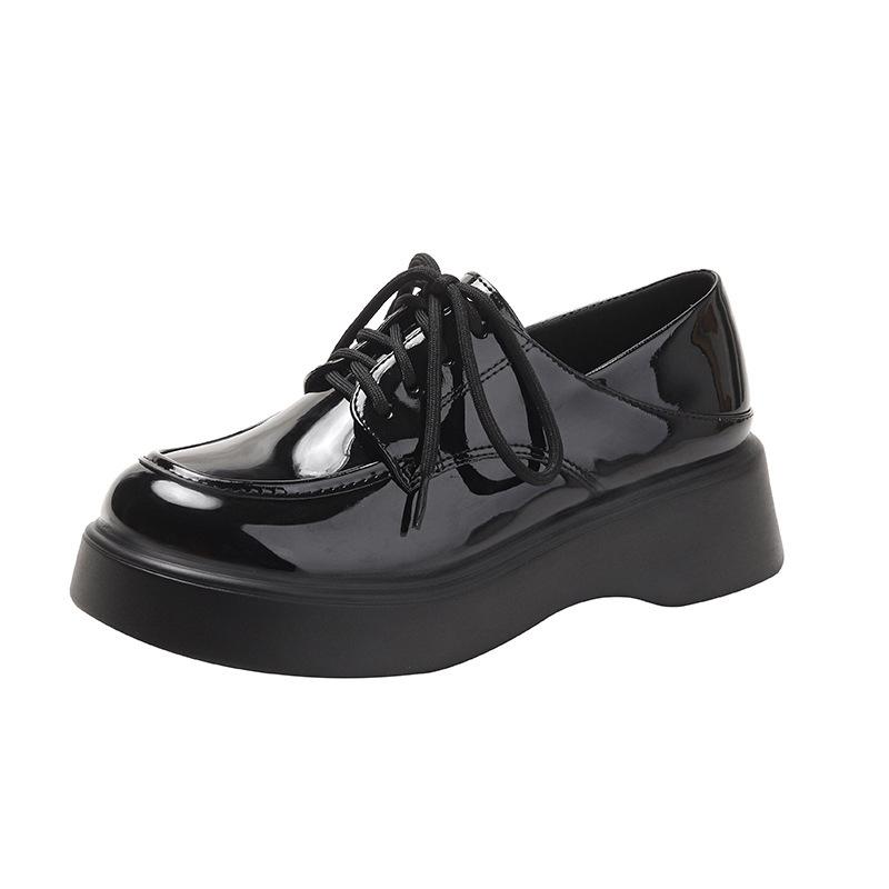 College style soft leather small leather shoes women s 2025 spring versatile new British lace-up loafers with skirts platform shoes 39
College style soft leather small leather shoes women s 2025 spring versatile new British lace-up loafers with skirts platform shoes 39