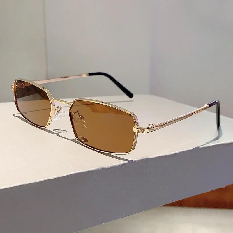 GM LUMIAS Vintage Rectangle Sunglasses Men New Classic Metal Rim Sun Glasses Women Trendy Fashion Retro Design Outdoor Shades as picture shows
GM LUMIAS Vintage Rectangle Sunglasses Men New Classic Metal Rim Sun Glasses Women Trendy Fashion Retro Design Outdoor Shades as picture shows