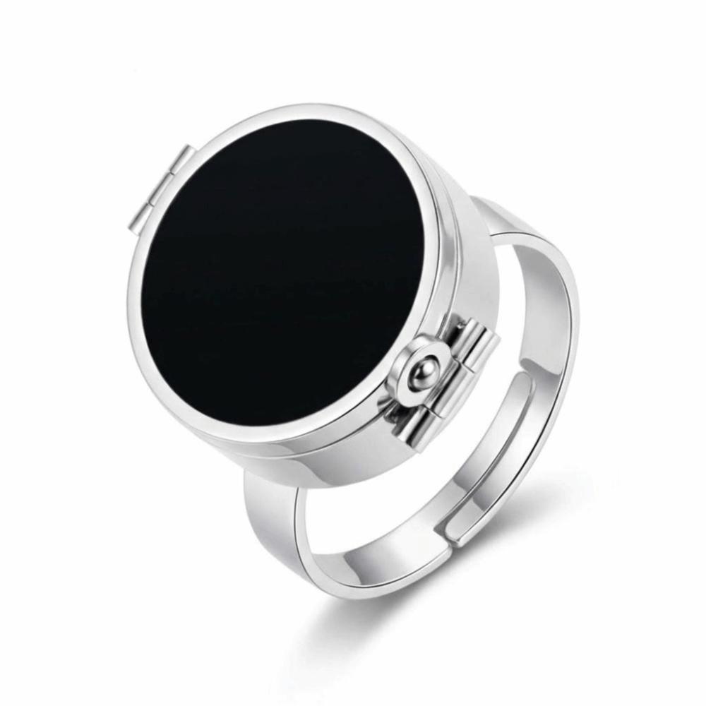 Titanium Steel Lipstick Ring Portable Storage Hoop Design Stainless Steel Ring Packable Design European Fashion Lip Balm Ring
Titanium Steel Lipstick Ring Portable Storage Hoop Design Stainless Steel Ring Packable Design European Fashion Lip Balm Ring