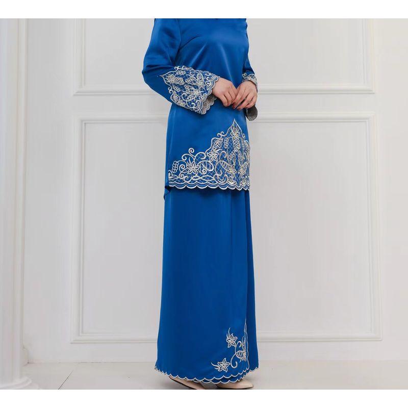 New Arrival Middle East Fashion Embroider Tops Skirt Suit Embroidered Top and Skirt Set Royal Blue S
New Arrival Middle East Fashion Embroider Tops Skirt Suit Embroidered Top and Skirt Set Royal Blue S