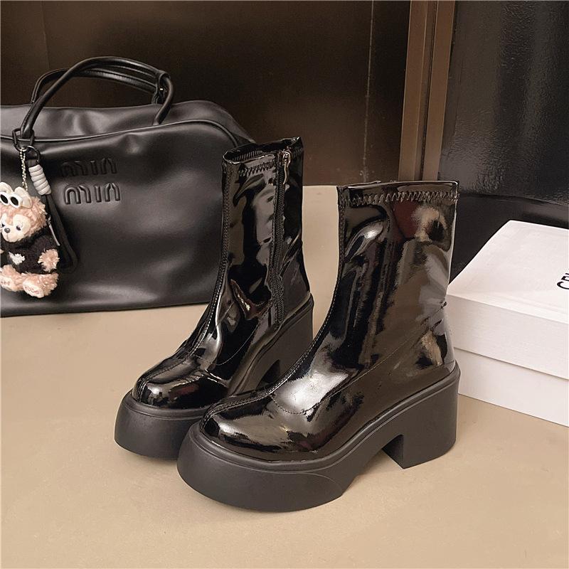 Женские маленькие ботинки мартин из лакированной кожи 2025 осень и зима водонепроницаемые на платформе толстой подошве с высоким эластичным голенищем тонкие ботинки на толстом каблуке короткие ботинки 38
Женские маленькие ботинки мартин из лакированной кожи 2025 осень и зима водонепроницаемые на платформе толстой подошве с высоким эластичным голенищем тонкие ботинки на толстом каблуке короткие ботинки 38