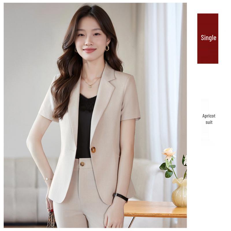 Women s Light Grey Two-Piece Suit: Short Sleeve Small Lapel Jacket & Trousers M
Women s Light Grey Two-Piece Suit: Short Sleeve Small Lapel Jacket & Trousers M