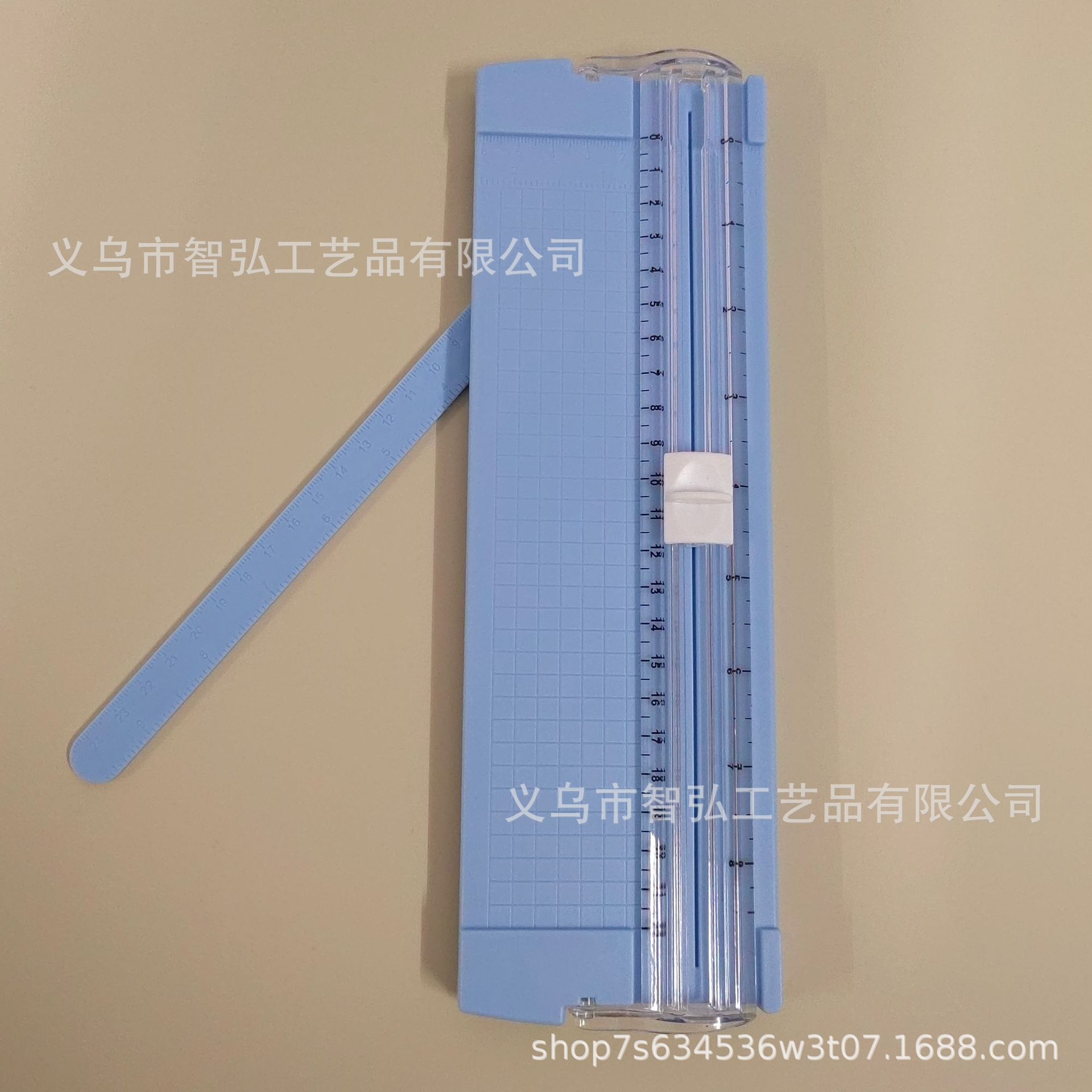 A4 paper cutter paper cutter small mini student convenient foldable photo cutter A4 paper cutter
A4 paper cutter paper cutter small mini student convenient foldable photo cutter A4 paper cutter