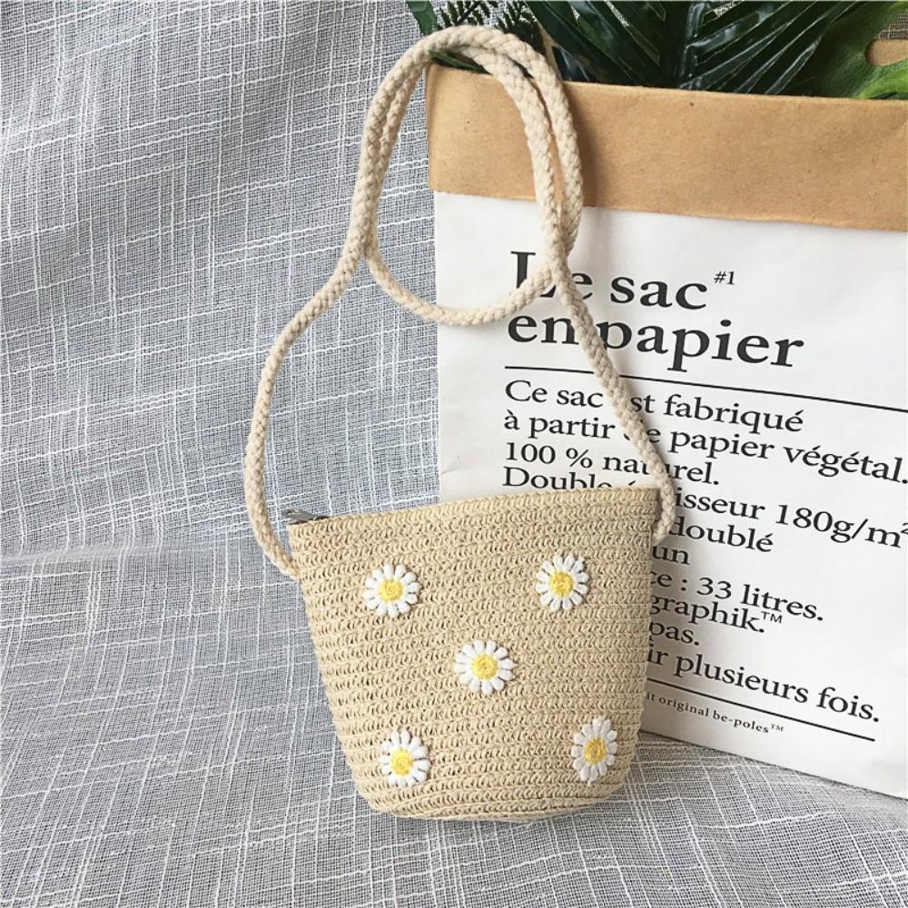 Natural Material Straw Beach Bag Weave Design Children Shoulder Bag Vacation
Natural Material Straw Beach Bag Weave Design Children Shoulder Bag Vacation