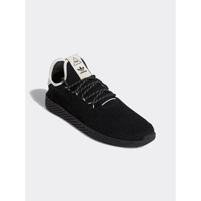 Черные кроссовки adidas Originals x Pharrell Williams Tennis HU с белой биркой на каблуке
Черные кроссовки adidas Originals x Pharrell Williams Tennis HU с белой биркой на каблуке