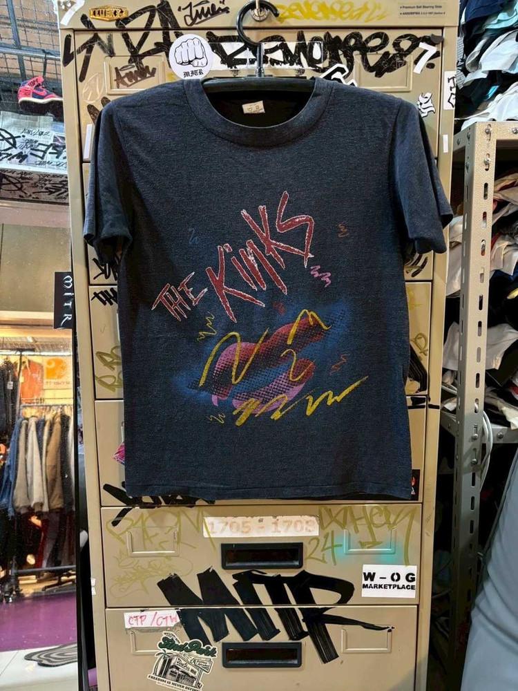 Band Tees Vintage The Kinks T shirt 1985’s Double Sided reprint PA7840 Unisex T-Shirt XXXL
Band Tees Vintage The Kinks T shirt 1985’s Double Sided reprint PA7840 Unisex T-Shirt XXXL