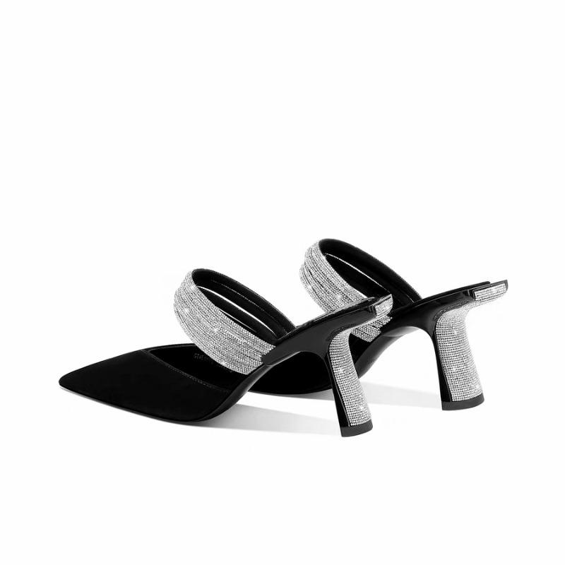 Модные женские шлепанцы баотоу, летние новые остроносые с кристаллами, тонкий ремешок, закрывающие стопу, противоскользящие, износостойкие, на высоком каблуке 40 чёрный
Модные женские шлепанцы баотоу, летние новые остроносые с кристаллами, тонкий ремешок, закрывающие стопу, противоскользящие, износостойкие, на высоком каблуке 40 чёрный