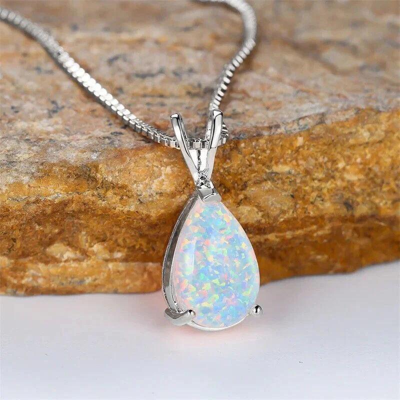 White Opal Stone Pendant Minimalist Droplet Fire Opal Necklace Women Fashion Clavicle Chain Necklace срібний
White Opal Stone Pendant Minimalist Droplet Fire Opal Necklace Women Fashion Clavicle Chain Necklace срібний