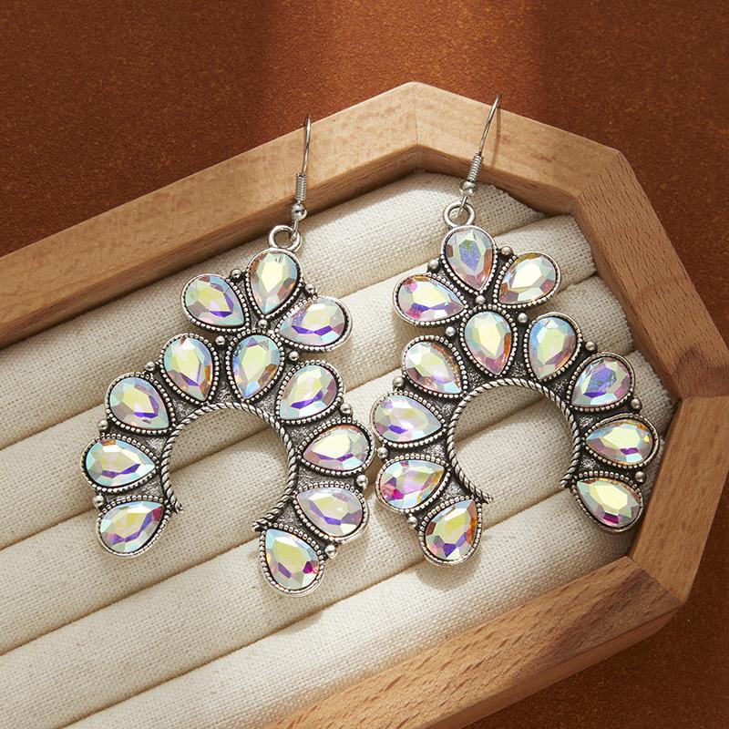 Earrings Vintage Diamond Fan Earrings Premium Exaggerated Shiny Party Earrings Women S Bohemian Earrings
Earrings Vintage Diamond Fan Earrings Premium Exaggerated Shiny Party Earrings Women S Bohemian Earrings
