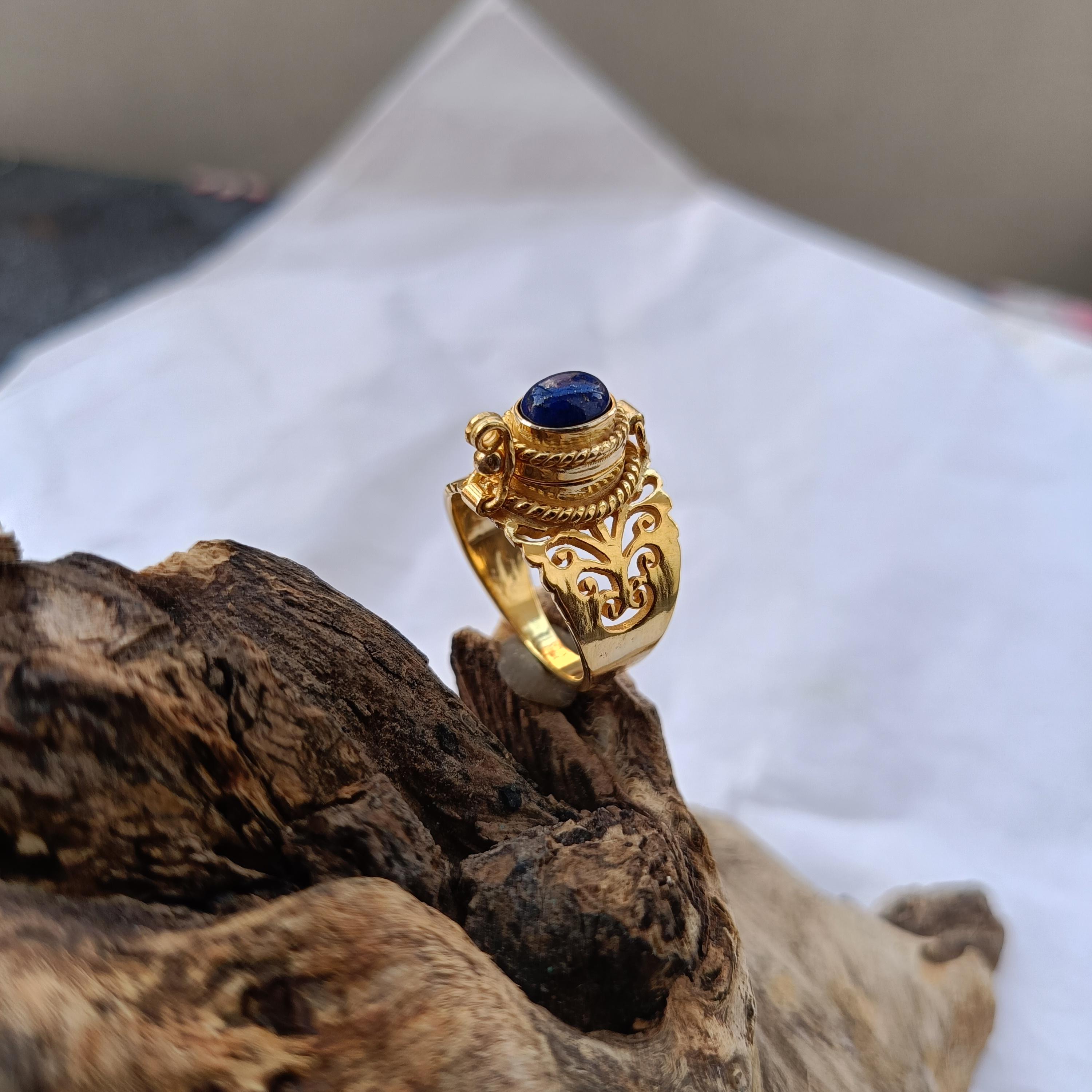 Lapis lazuli Poison Ring, Handmade Gold Poison Ring ,Secret Compartment Ring ,Locket Pillbox Ring Medicine Ring, Love Mother Day Gift, 6 золотий
Lapis lazuli Poison Ring, Handmade Gold Poison Ring ,Secret Compartment Ring ,Locket Pillbox Ring Medicine Ring, Love Mother Day Gift, 6 золотий