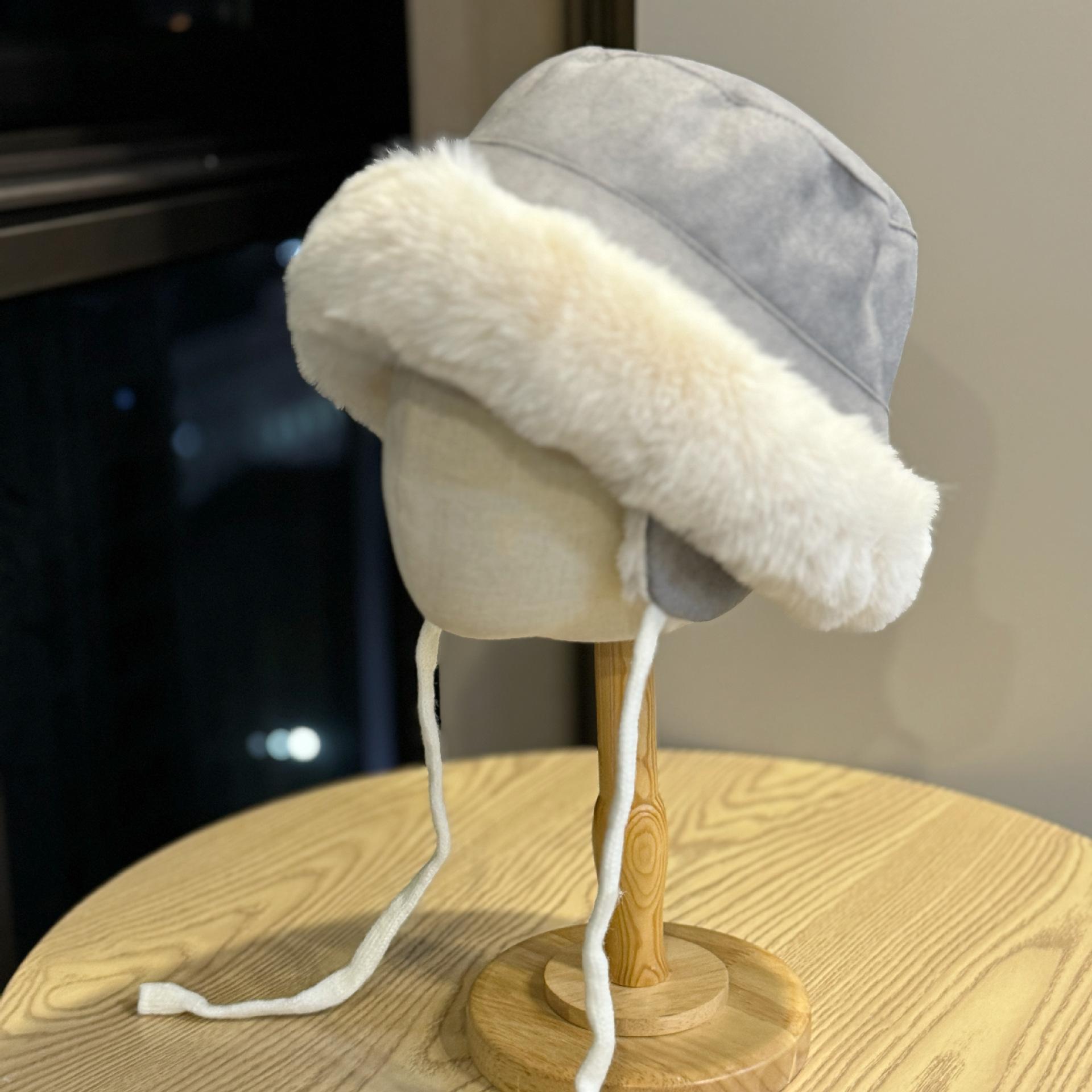 New style ear-protecting hat for women, autumn and winter, high-end plush fisherman hat, thickened and warm cotton hat, windproof and cold-resistant Adult54-59Adjustable сірий колір
New style ear-protecting hat for women, autumn and winter, high-end plush fisherman hat, thickened and warm cotton hat, windproof and cold-resistant Adult54-59Adjustable сірий колір