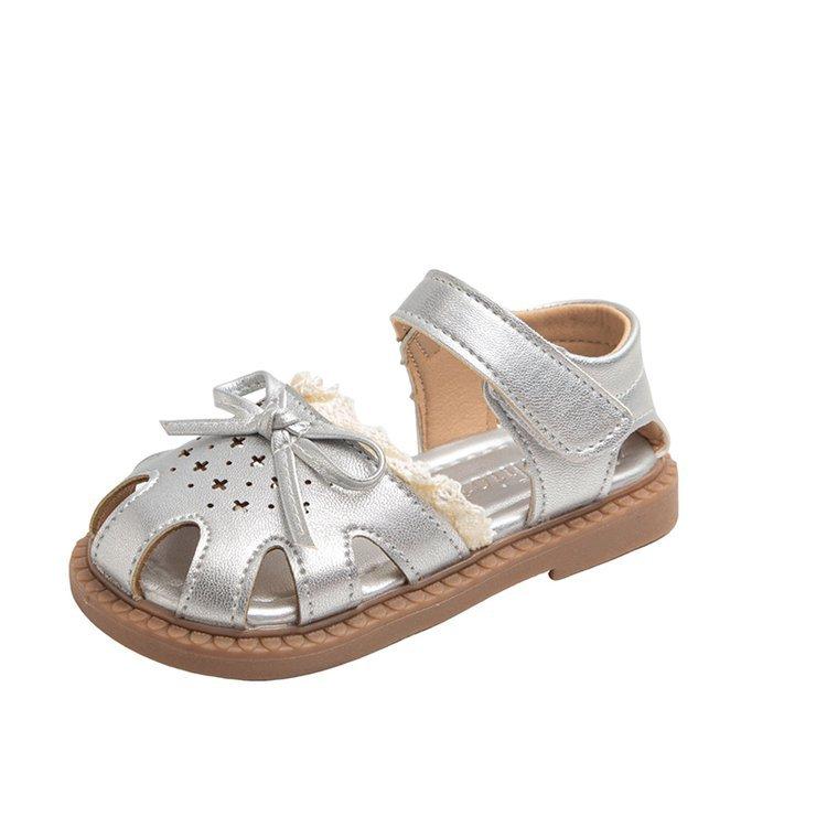 Босоножки для девочек 2025 лето новые туфли принцессы с милым бантом для маленькой девочки детские полые пляжные туфли с защитой от ударов 31 серебряный
Босоножки для девочек 2025 лето новые туфли принцессы с милым бантом для маленькой девочки детские полые пляжные туфли с защитой от ударов 31 серебряный