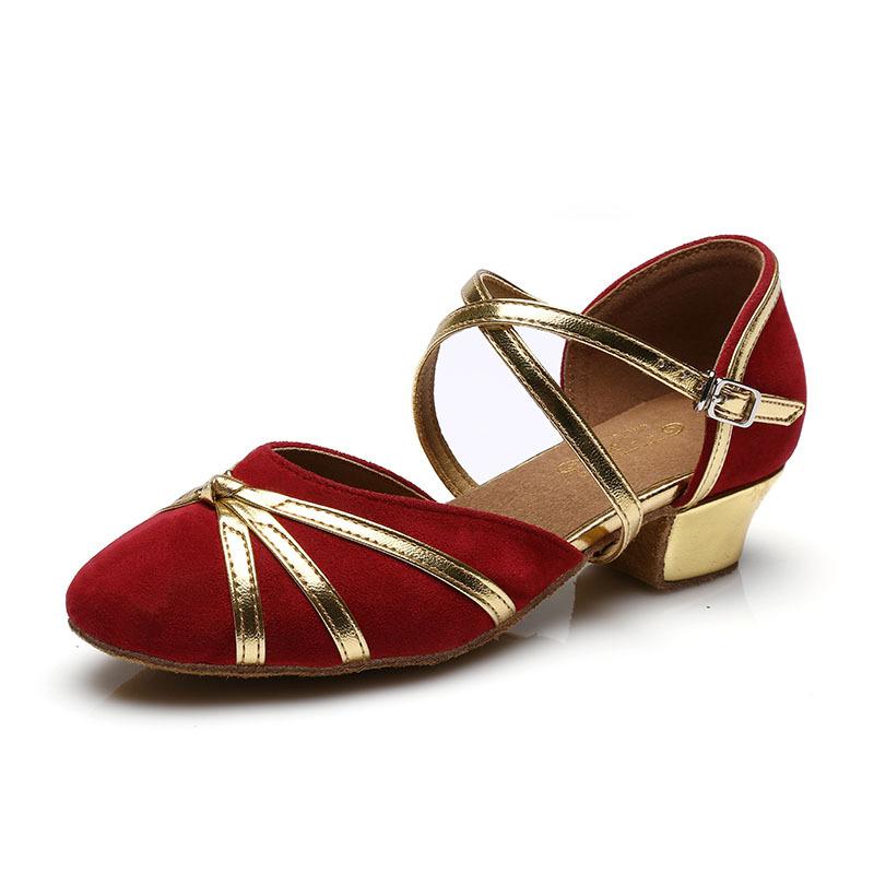 Танцевальная обувь для женщин с закрытым носком, для бальных танцев, латиноамериканских танцев, на резиновой подошве, с высоким каблуком, для девушек, для танго, сальсы 34 красный
Танцевальная обувь для женщин с закрытым носком, для бальных танцев, латиноамериканских танцев, на резиновой подошве, с высоким каблуком, для девушек, для танго, сальсы 34 красный