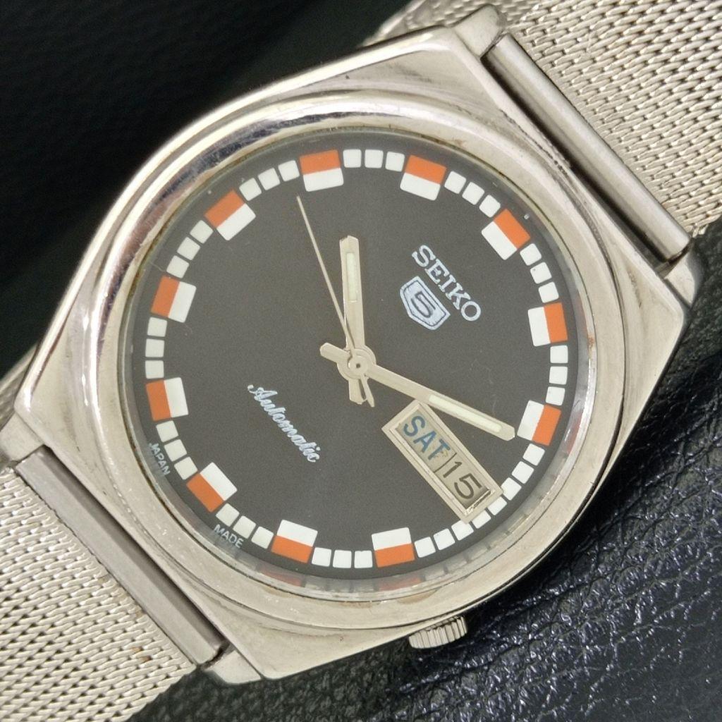 ВИНТАЖНЫЕ МУЖСКИЕ ЧАСЫ SEIKO 5 AUTOMATIC 7009A ЯПОНИЯ С ЧЕРНЫМ ЦИФЕРБЛАТОМ a500100-2 R151a-a500100
ВИНТАЖНЫЕ МУЖСКИЕ ЧАСЫ SEIKO 5 AUTOMATIC 7009A ЯПОНИЯ С ЧЕРНЫМ ЦИФЕРБЛАТОМ a500100-2 R151a-a500100