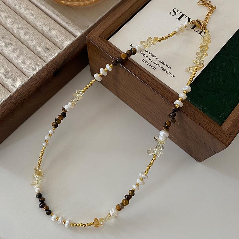 Baroque Pearl & Jade Beaded Clavicle Necklace: Vintage Crystal Sweater Chain for Women
Baroque Pearl & Jade Beaded Clavicle Necklace: Vintage Crystal Sweater Chain for Women