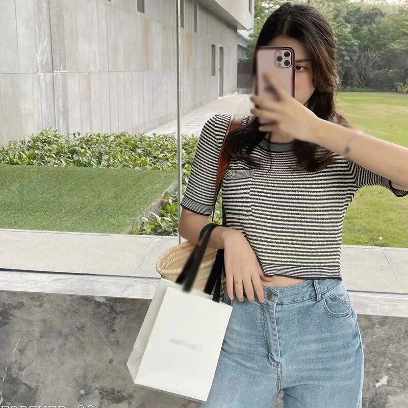 Женские повседневные вязаные топы с короткими рукавами в полоску и круглым вырезом в стиле ретро в стиле ретро One Size
Женские повседневные вязаные топы с короткими рукавами в полоску и круглым вырезом в стиле ретро в стиле ретро One Size