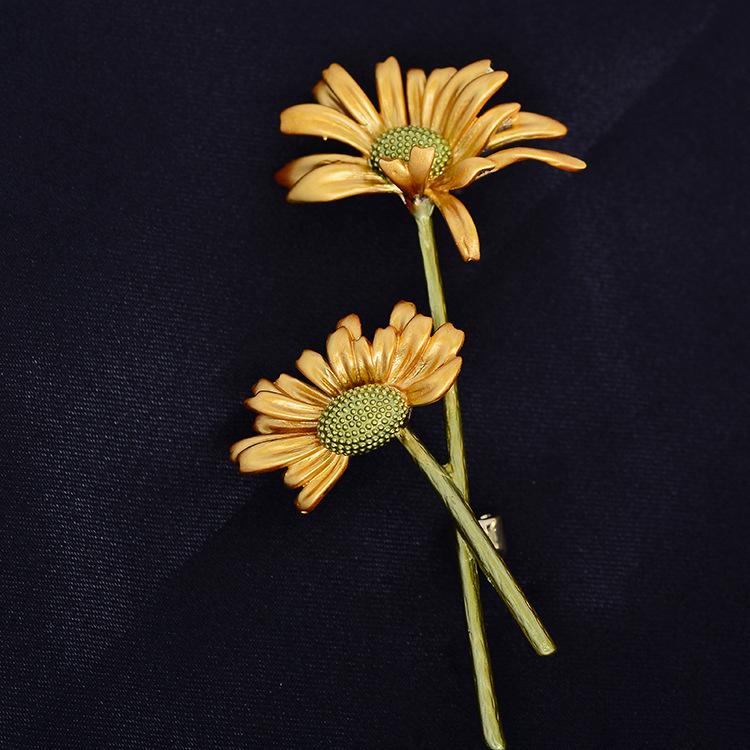 Модная маленькая брошь-маргаритка, эмаль, элегантная, темпераментная булавка, милый японский цветок, масляная капля, брошь, аксессуары жёлтый
Модная маленькая брошь-маргаритка, эмаль, элегантная, темпераментная булавка, милый японский цветок, масляная капля, брошь, аксессуары жёлтый