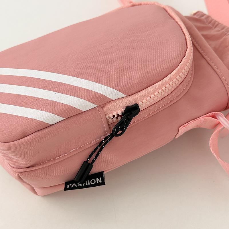 2025 new mobile phone bag fashionable and versatile women s shoulder crossbody portable travel nylon small bag чёрный
2025 new mobile phone bag fashionable and versatile women s shoulder crossbody portable travel nylon small bag чёрный
