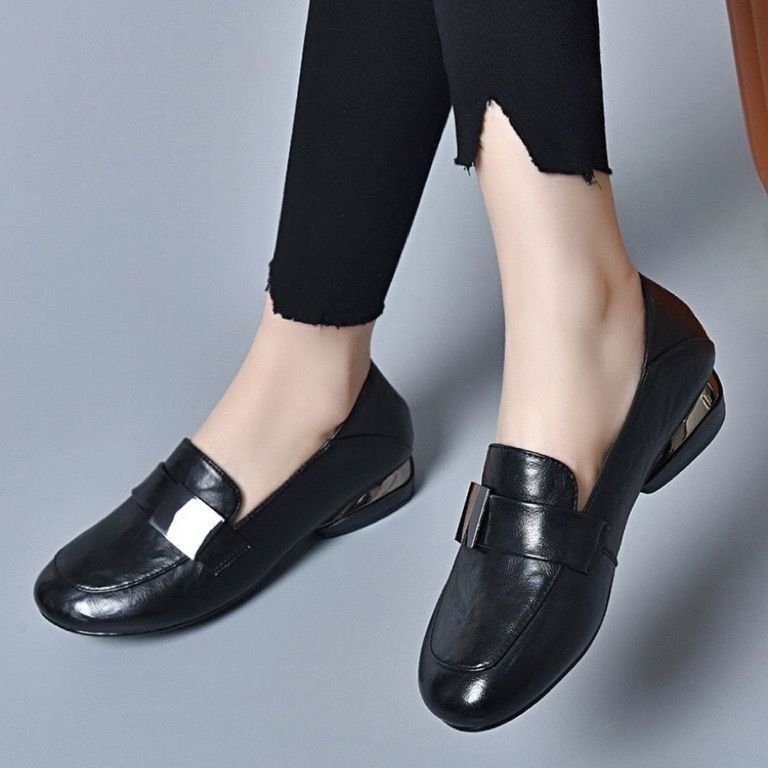 Женские туфли на каблуке в стиле Business Casual, туфли-лоферы с массивным каблуком, нескользящие, мягкие, на низком блочном каблуке, женские туфли с круглым носком для офиса, работы, ходьбы 35 чёрный
Женские туфли на каблуке в стиле Business Casual, туфли-лоферы с массивным каблуком, нескользящие, мягкие, на низком блочном каблуке, женские туфли с круглым носком для офиса, работы, ходьбы 35 чёрный