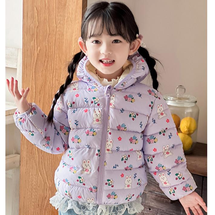 Теплая хлопковая одежда для девочек, в иностранном стиле, зимняя, детская, укороченная хлопковая куртка с утолщением, детские осенние милые пальто с синим цветочным принтом 140cm бежевый
Теплая хлопковая одежда для девочек, в иностранном стиле, зимняя, детская, укороченная хлопковая куртка с утолщением, детские осенние милые пальто с синим цветочным принтом 140cm бежевый