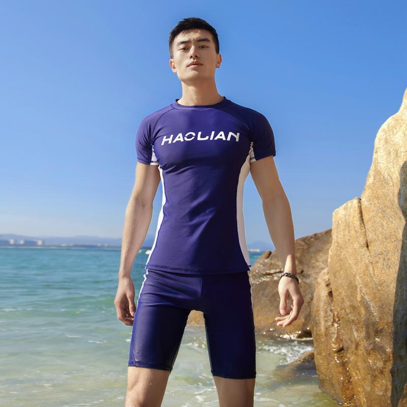 Мужской быстросохнущий купальный набор: Брюки-капри и футболка с коротким рукавом для защиты от солнца для начинающих. L
Мужской быстросохнущий купальный набор: Брюки-капри и футболка с коротким рукавом для защиты от солнца для начинающих. L