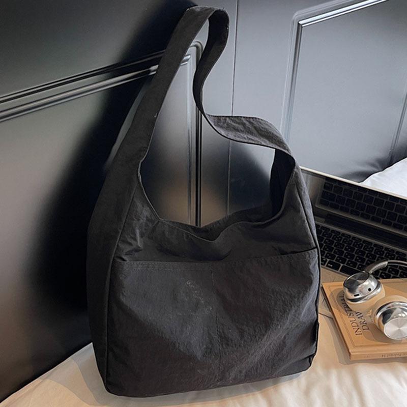 Canvas bag women s bag summer new simple large-capacity shoulder bag niche design tote bag чорний
Canvas bag women s bag summer new simple large-capacity shoulder bag niche design tote bag чорний
