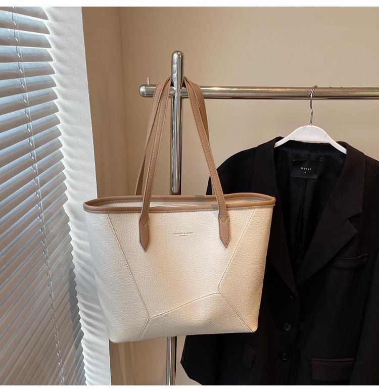 Ретро нишевая сумка-тоут весна новая большая вместимость текстурированная простая сумка через плечо классная сумка для поездок на работу белый