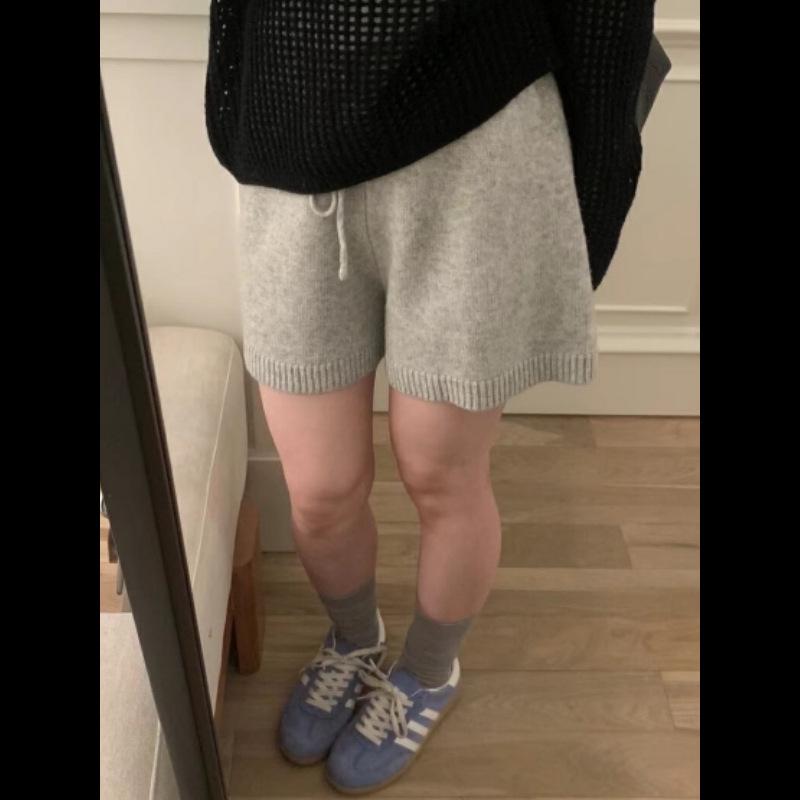 2025 Women s Petite Light Gray Wool A-line Knit Shorts - New Autumn/Winter Mid-length One Size светло-серый
2025 Women s Petite Light Gray Wool A-line Knit Shorts - New Autumn/Winter Mid-length One Size светло-серый