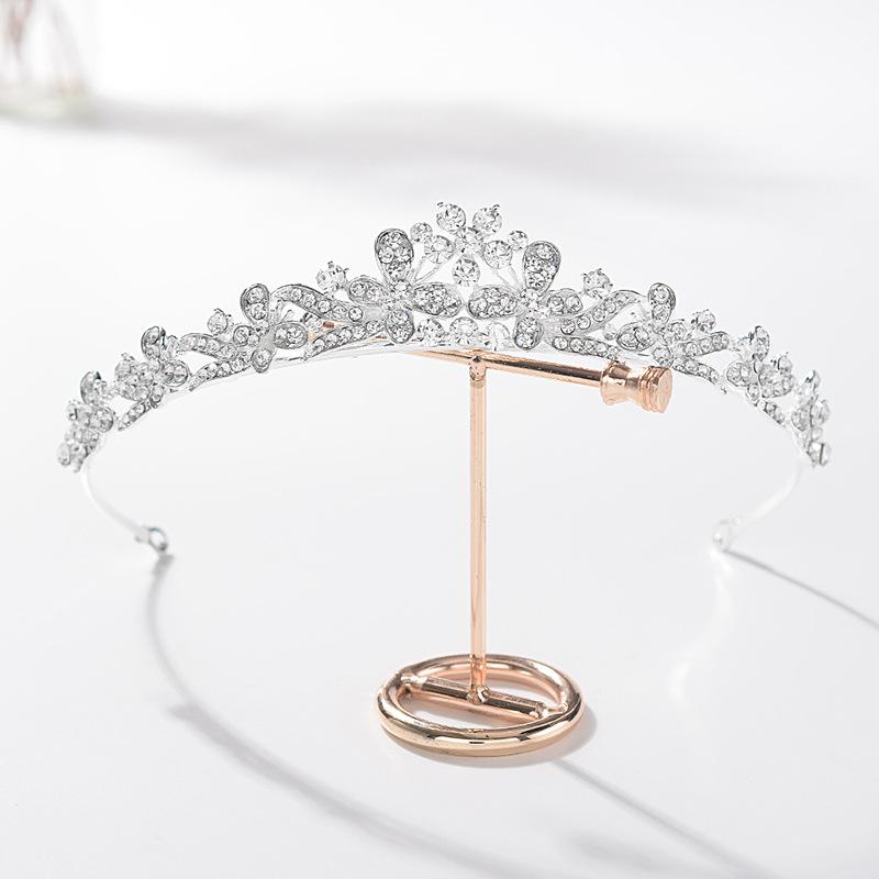 Свадебная корона с бабочкой и бриллиантами, тиара для свадебной фотографии, корона принцессы для дня рождения
Свадебная корона с бабочкой и бриллиантами, тиара для свадебной фотографии, корона принцессы для дня рождения