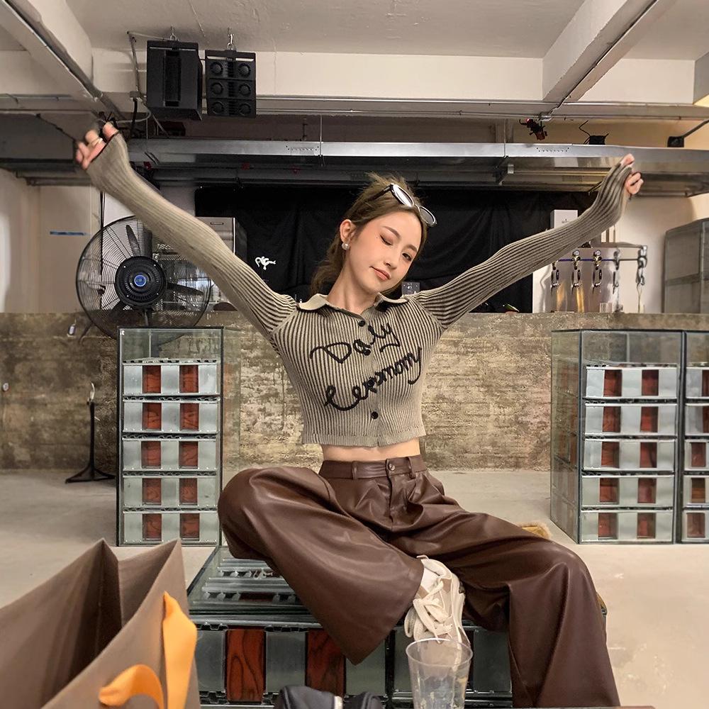 Women s 2025 Retro High Waist PU Leather Pants - Spring/Autumn Korean Style Straight Leg Slimming Casual Trousers S - Premium
Women s 2025 Retro High Waist PU Leather Pants - Spring/Autumn Korean Style Straight Leg Slimming Casual Trousers S - Premium