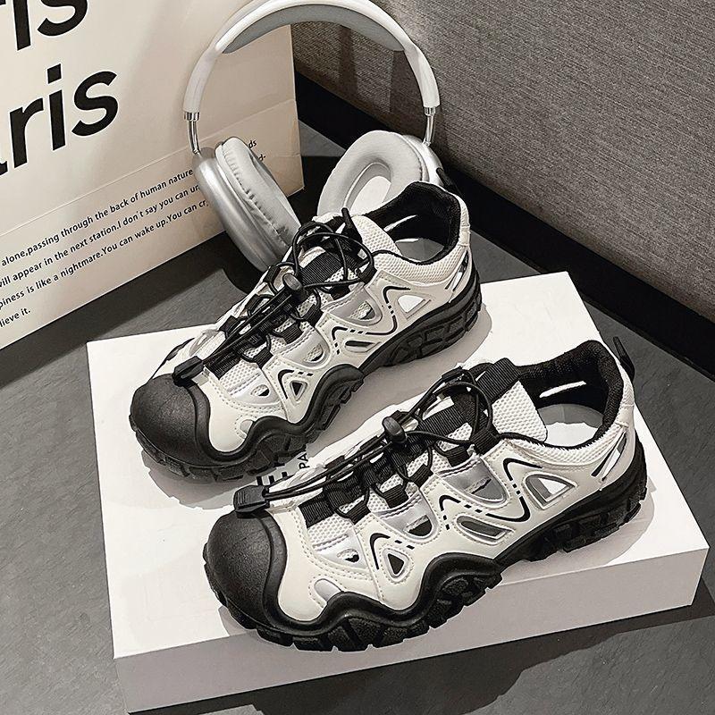 Уличная спортивная и повседневная обувь платформа полая женская летняя новая нескользящая альпинистская обувь с отверстиями сандалии 40 чёрный