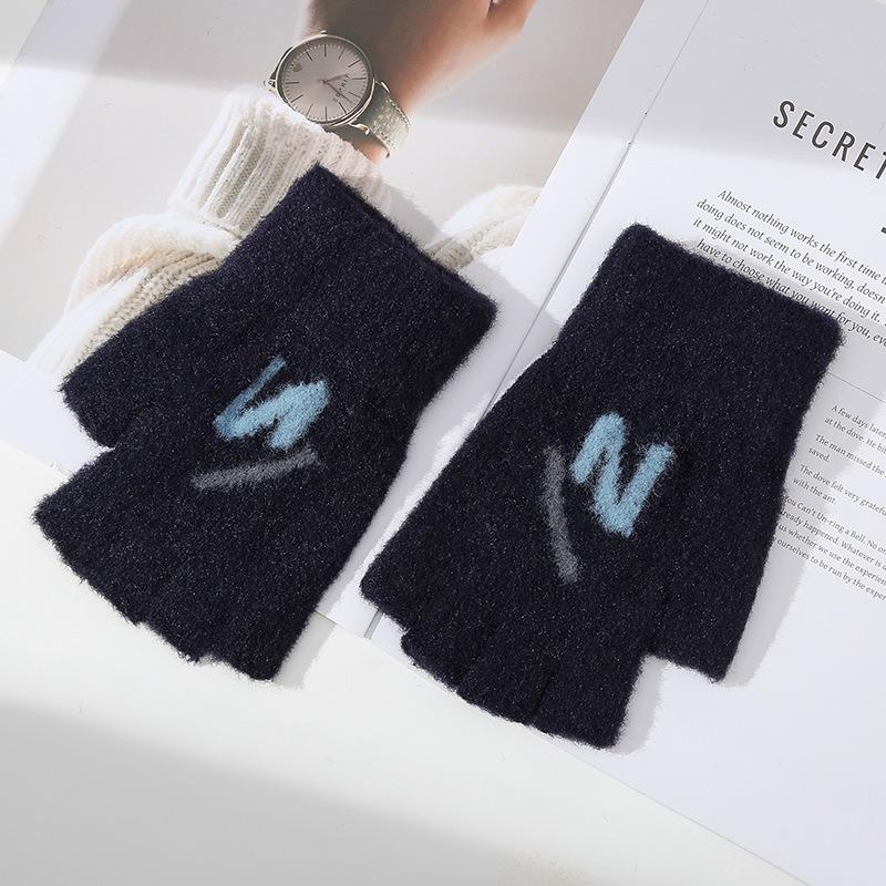 New autumn and winter men s knitted warm half-finger gloves, letter jacquard leaking finger half-finger work gloves One Size темно-синий
New autumn and winter men s knitted warm half-finger gloves, letter jacquard leaking finger half-finger work gloves One Size темно-синий