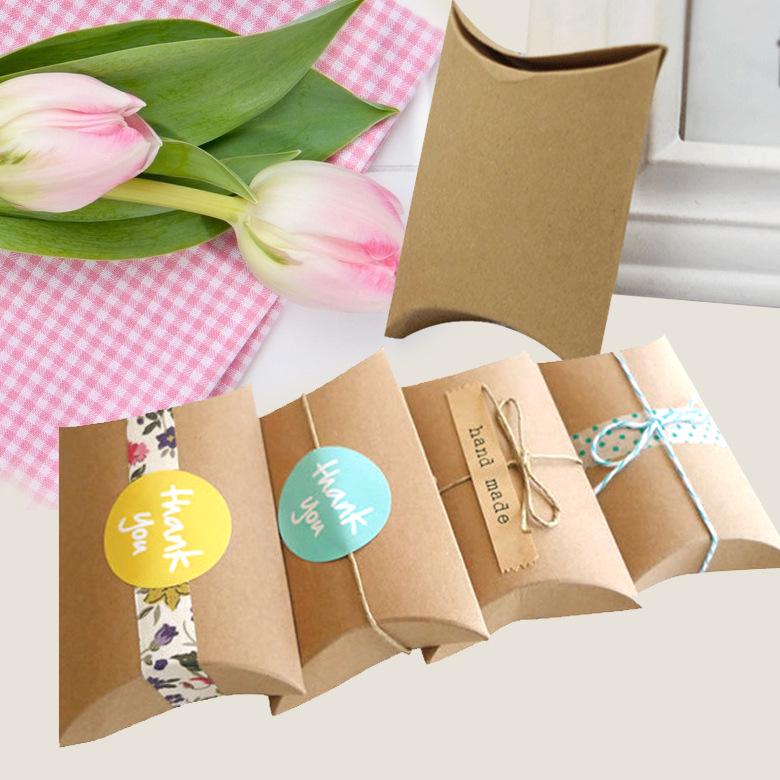 Irregular Shape Festive Pillow Candy Box - Folding Paper Wedding Favor Packaging 9 x 6.5 x 2.5 cm
Irregular Shape Festive Pillow Candy Box - Folding Paper Wedding Favor Packaging 9 x 6.5 x 2.5 cm
