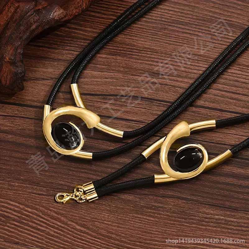 Fashion Personality Creative Iron Jewelry Set Ladies, Necklace Bracelet Set золотий
Fashion Personality Creative Iron Jewelry Set Ladies, Necklace Bracelet Set золотий