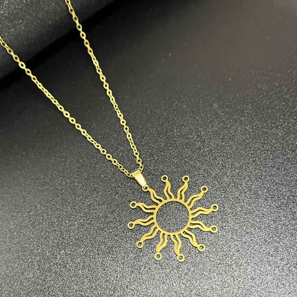Stainless Steel CZ Crystal Sunflower Pendant Necklace For Women Round Solar Sun Charm Fashion Jewelry Retro Necklace Collar
Stainless Steel CZ Crystal Sunflower Pendant Necklace For Women Round Solar Sun Charm Fashion Jewelry Retro Necklace Collar