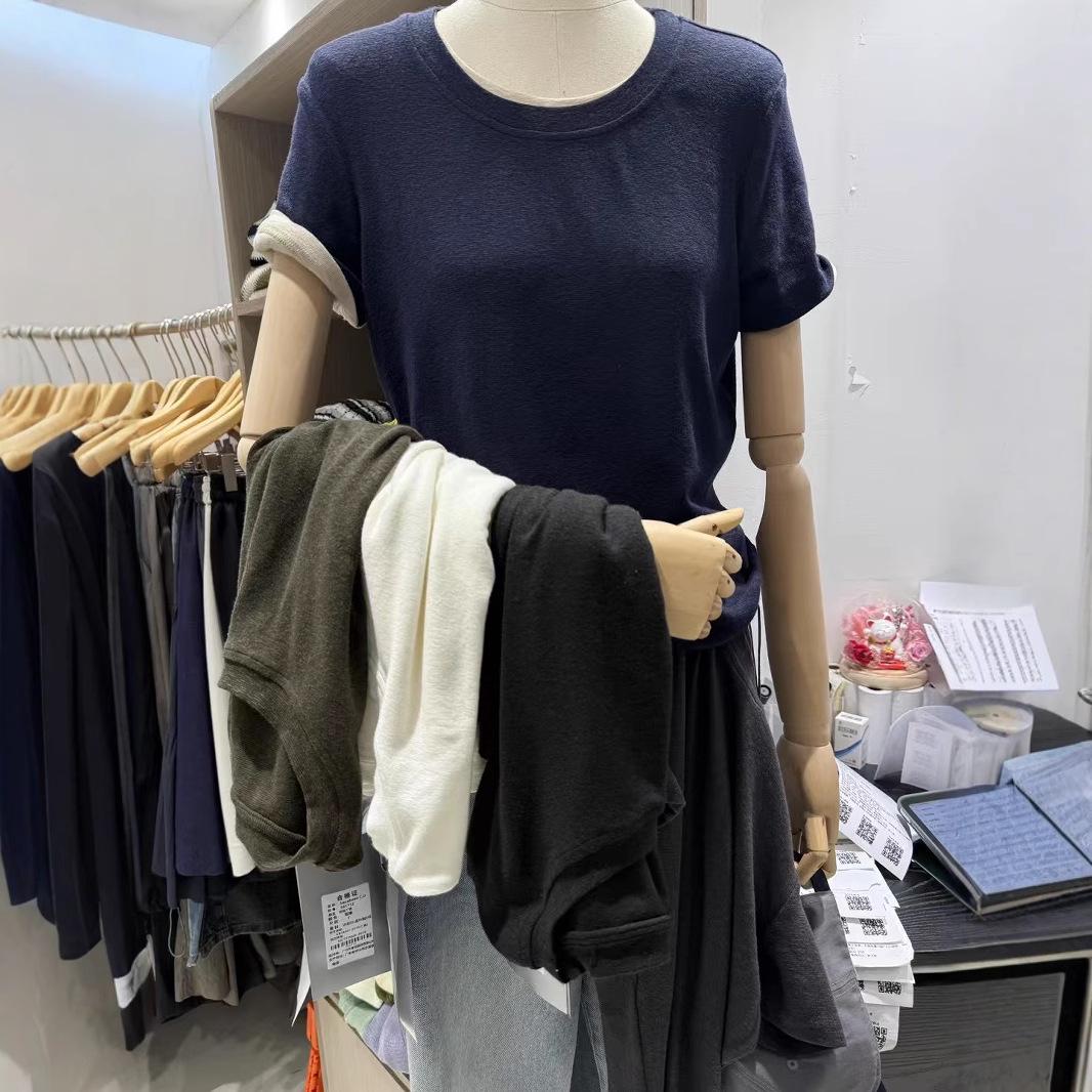Becabeau Women s Korean Style Plus Size Stretch T-Shirt - Solid Color, Slimming, Short Sleeve, Spring/Summer Collection One Size
Becabeau Women s Korean Style Plus Size Stretch T-Shirt - Solid Color, Slimming, Short Sleeve, Spring/Summer Collection One Size