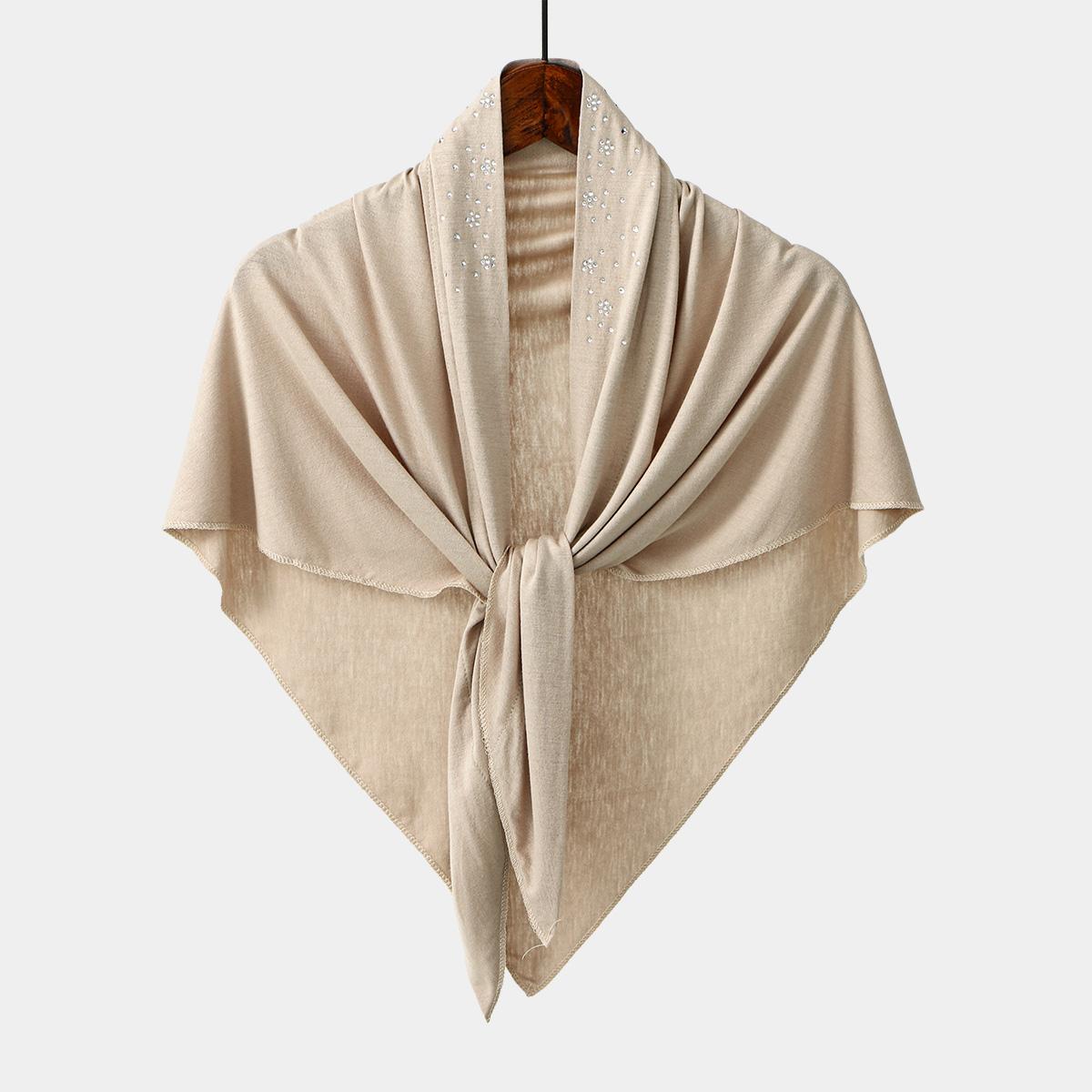 Women s Jersey Triangle Hijab with Rhinestones Beige Soft Stretch Muslim Headscarf Elegant Sparkling Islamic Head Covering
Women s Jersey Triangle Hijab with Rhinestones Beige Soft Stretch Muslim Headscarf Elegant Sparkling Islamic Head Covering