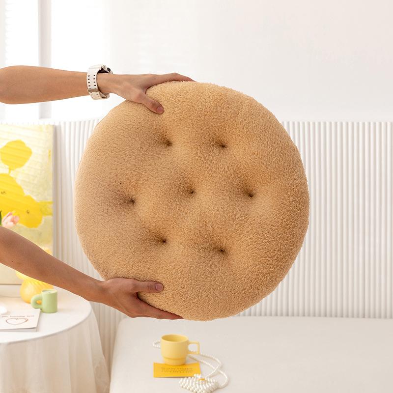 40cm Lamb Velvet Round Chair Cushion Super Soft Thickened Buttocks Pad Bedroom Bay Window Tatami Stool Cushion Ground Seat Pad 40x40cm
40cm Lamb Velvet Round Chair Cushion Super Soft Thickened Buttocks Pad Bedroom Bay Window Tatami Stool Cushion Ground Seat Pad 40x40cm