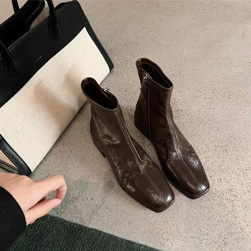 Женские короткие ботинки 2025 весна корейский стиль квадратный носок тонкие ботинки короткие ботинки толстый каблук ботильоны женские 40 коричневый
Женские короткие ботинки 2025 весна корейский стиль квадратный носок тонкие ботинки короткие ботинки толстый каблук ботильоны женские 40 коричневый