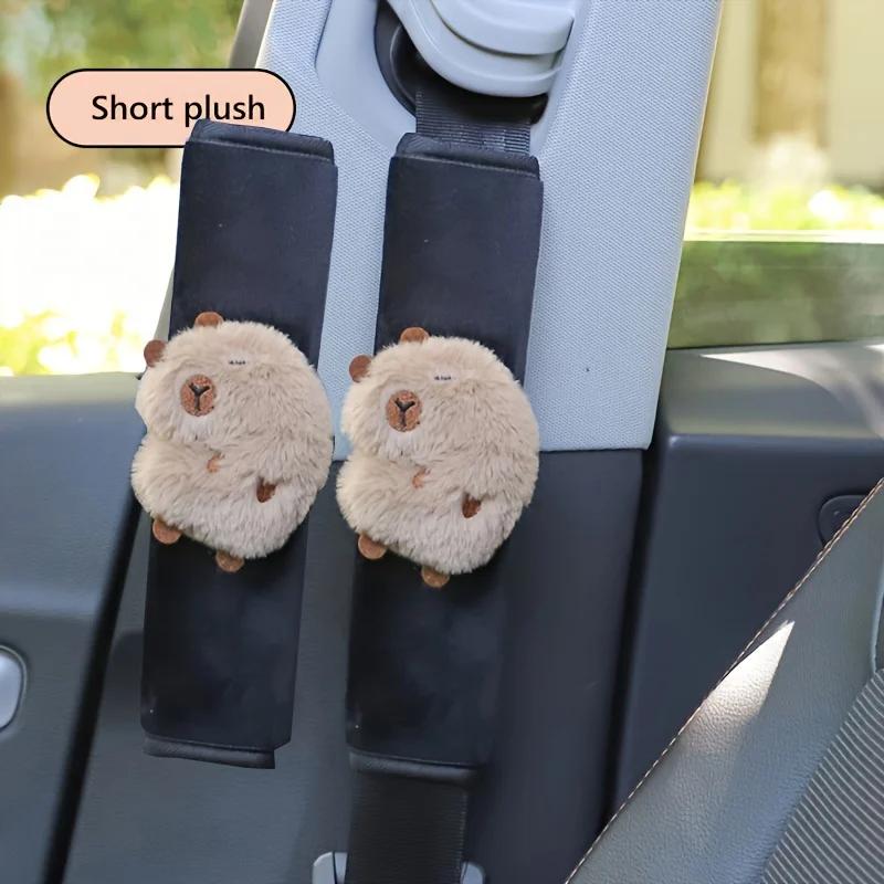 2 шт. Мультяшная милая плюшевая кукла капибара, накладка на плечо, чехол на ремень безопасности для автомобильного сиденья, украшение интерьера, защита, мультяшные аксессуары
2 шт. Мультяшная милая плюшевая кукла капибара, накладка на плечо, чехол на ремень безопасности для автомобильного сиденья, украшение интерьера, защита, мультяшные аксессуары